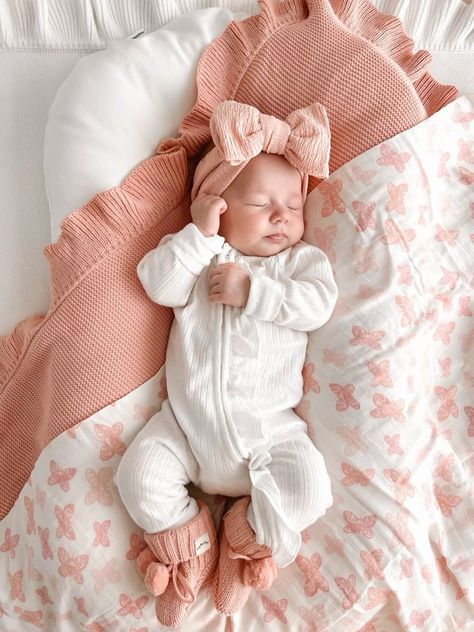 Coral Butterfly, Ruffle Blanket, Big Bow Headband, Baby Fits, Baby Announcements, Foto Baby, Baby Stroller