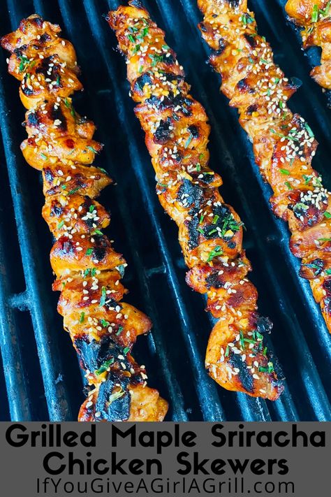 kabobs on the grill Sweet And Spicy Marinade, Outdoor Grilling Recipes, Maple Sriracha, Maple Chicken, Blackstone Griddle Recipes, Dinners Ideas, Cooking Beef, Chicken Dinner Recipe, Sriracha Chicken