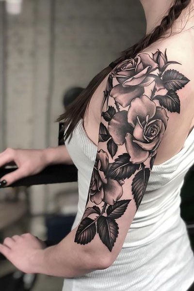 35 Cool Rose Tattoo Ideas for Women - The Trend Spotter Half Sleeve Rose Tattoo, Tato Realis, Rose Tattoo On Arm, White Rose Tattoos, Quarter Sleeve Tattoos, Rose Tattoo Sleeve, Rose Shoulder Tattoo, Rose Sleeve, Rose Tattoos For Men