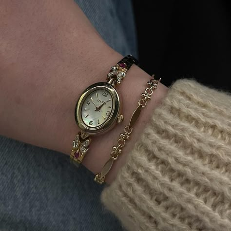 Vintage Elgin Watch Beautiful gold watch with stones... - Depop Classy Watches Women Chic, Gold Small Watches Women, Delicate Gold Watch Women, Delicate Gold Watch, Vintage Peekaboo Watch, Vintage Watch Stack, Tiny Watches Women, Womens Vintage Watches, Vintage Watch Bracelet