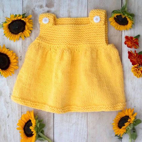 Easy Baby Dress Knitting Pattern - Baby Knitting Patterns Free Newborn, Dolls Knitting Patterns, Ruffled Baby Dress, Easy Baby Knitting Patterns, Baby Hat Free Pattern, Dress Knitting Pattern, Dresses For Children, Bunny Knitting Pattern, Baby Jumpers