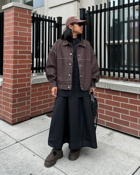 justine agana (@justineeagana) • Instagram photos and videos Justine Agana, Winter Outfits 2025, Streetwear Fashion Winter, South Korea Trip, Fashion Inspo 2023, Winter Cool, Korea Trip, 2025 Style, Larger Than Life