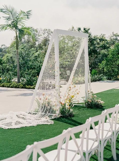 Soccer Wedding Ideas, Soccer Wedding, Ceremony Backdrop Indoor, Hockey Wedding, Football Wedding, Sports Themed Wedding, Taupe Wedding, Sports Wedding, Wedding Ceremony Arch