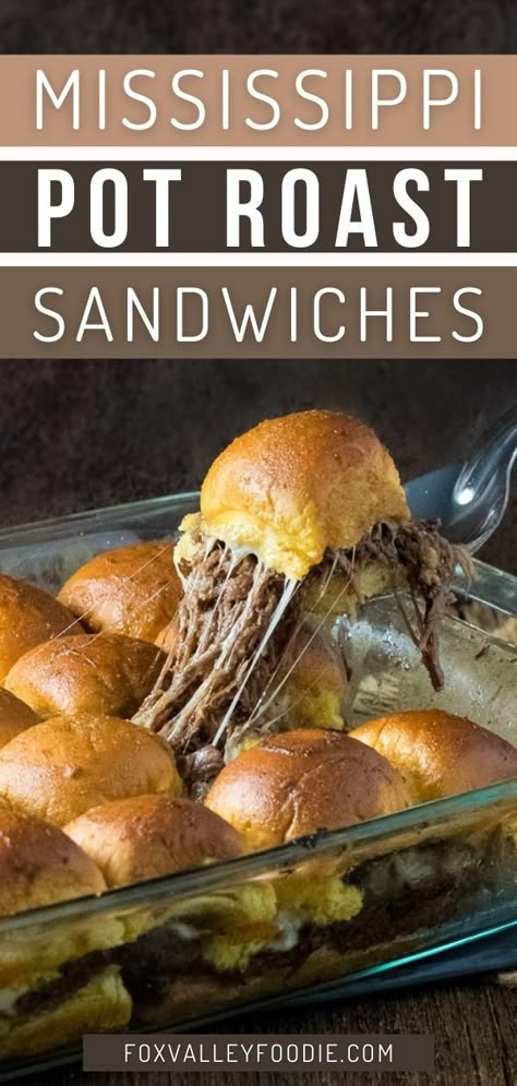 Mississippi Pot Roast Sandwiches, Pot Roast Mississippi, Mississippi Pot Roast Crockpot, Pot Roast Sliders, Pot Roast Crockpot, Roast Mississippi, Shredded Beef Sandwiches, Roast Sandwiches, Sliders Recipes Beef