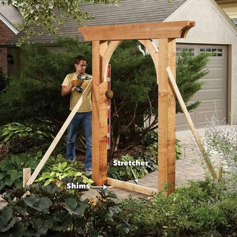 Diy Arbour, Garden Archway, Rose Arbor, Garden Vines, Garden Arches, Garden Arbor, Classic Garden, Diy Pergola, Garden Yard Ideas