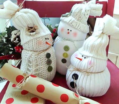 Rice Sock Snowman Diy, Sweater Snowman Diy, Sock Snowmen How To Make, Snowmen Diy, Sweater Candles, Sweater Projects, Sweater Crafts, Sweater Snowman, Fun Winter Crafts