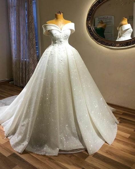 Glitter Wedding Gown, Cute Wedding Dresses Cinderella, Cinderella Gown Wedding, Cinderella Wedding Dresses, Cinderella Wedding Dress, Fairytale Gowns, Convertible Wedding Dresses, Dark Romantic Wedding, Glam Wedding Dress