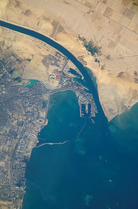 Suez Canal Egypt, Battle Fleet, Suez Canal, Port Said, Ship Cruise, Interesting Maps, Harbor City, Sea Freight, The Red Sea