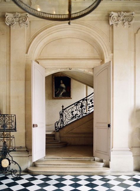 Chateau Aesthetic, French Chateau Interiors, Chateaux Interiors, Chateau Style, French Chateau, French Interior, Entry Way, French House, House Inspo