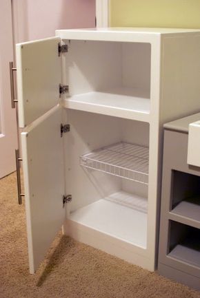 Play Fridge to go with her kitchen...would be a great bday present from Mama and Daddy Ikea Play Kitchen Fridge Diy, Diy Play Refrigerator, Play Kitchen Refrigerator Diy, Play Fridge Diy, Diy Play Fridge For Kids, Diy Play Fridge, Play Refrigerator, Play Fridge, Sensory Playroom