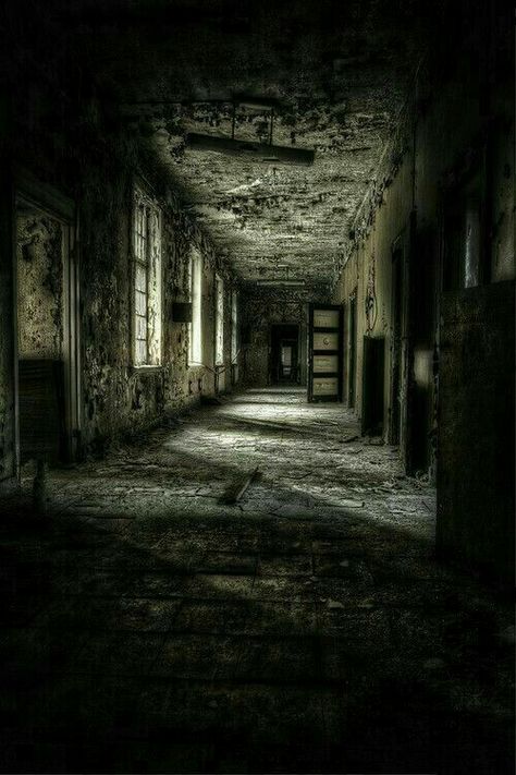 Abandoned Asylums, Creepy Places, Abandoned Hospital, Creepy Images, The Asylum, Forgotten Places, Scary Places, Peeling Paint, Haunted Places