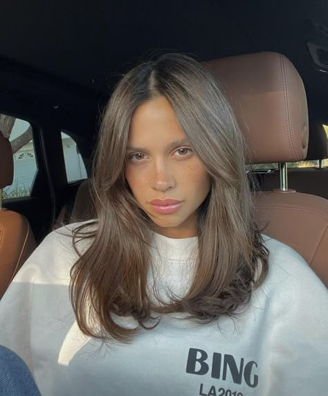 Platinový Blond, Haircut Selfie, Brown Hair Looks, Brown Hair Inspo, 2023 Hair, Hairstyles For Layered Hair, Haircut Inspo, Hair Cut Ideas, Cute Hairstyle