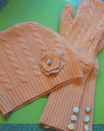 Wool mittens