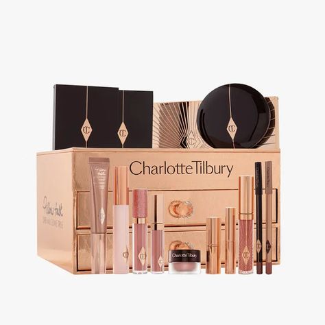 Charlotte Tilbury Pillow Talk, Charlotte Tilbury Makeup, Rose Gold Gifts, Rose Gold Makeup, Magical Makeup, Makeup Gift Sets, Gold Makeup, Chic Pillows, Makeup Box