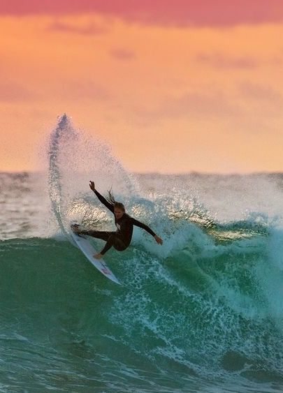 Surfing Aesthetic, Surf Aesthetic, Surfing Pictures, Surf Vibes, Summer Surf, Surfing Photography, Surf Life, Ocean Vibes, Kitesurfing