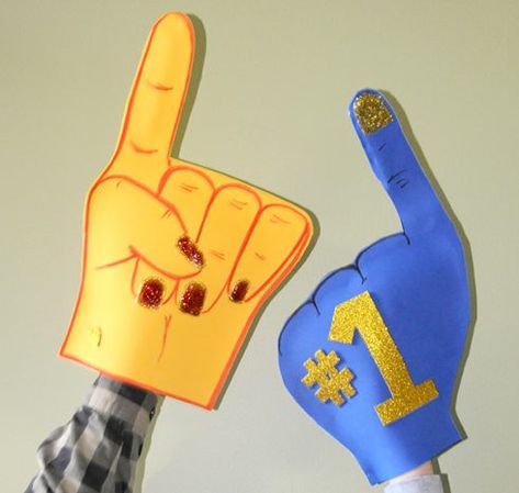 Fazzino Art Challenge: Make Your Own Foam Finger Diy Foam Finger Craft, Diy Foam Finger, Sport Themed Crafts, How To Make Foam, Foam Finger, Finger Art, Football Crafts, Team Blue, Art Lesson Plans