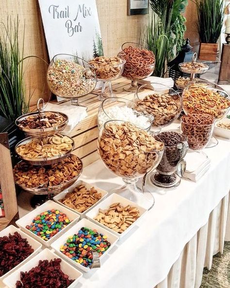 Nuts Table Ideas, Snack Bar Cocktail Hour, Munchie Bar Wedding, Chips Ideas For Party, Wedding Cocktail Hour Snack Ideas, Winter Wedding Snack Bar, Trail Mix Bar Make Your Own Wedding, Wedding Snack Station Ideas, Dessert And Snack Table Ideas