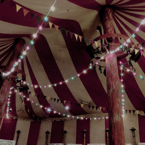 Circus Aesthetic, Dark Circus, Night Circus, Circus Tent, Clowning Around, Circus Theme, Vintage Circus, Coraline, Dnd Characters