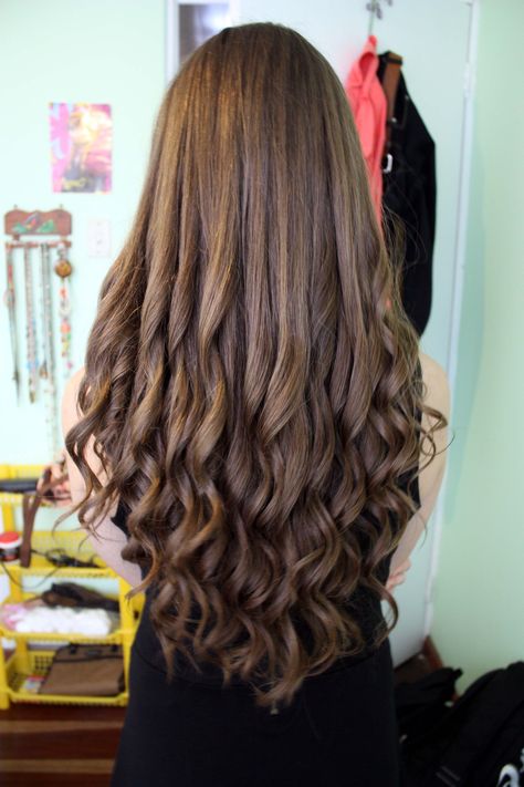 Loose Curls On Straight Hair, Long Curled Hairstyles Prom, Loose Curls For Wedding, Loose Curls For Long Hair, Long Loose Curls Hairstyles, Light Curls Long Hair Loose Waves, Loose Curls Long Hair With Braid, Curl Long Hair, Big Loose Curls For Long Hair