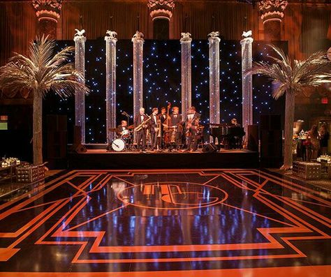 The great gatsby pre-wedding party 20s Christmas, Party Dance Floor, Tac Mahal, Great Gatsby Prom, Engagement Party Themes, Great Gatsby Themed Wedding, Gatsby Party Decorations, Gatsby Wedding Theme, Great Gatsby Theme