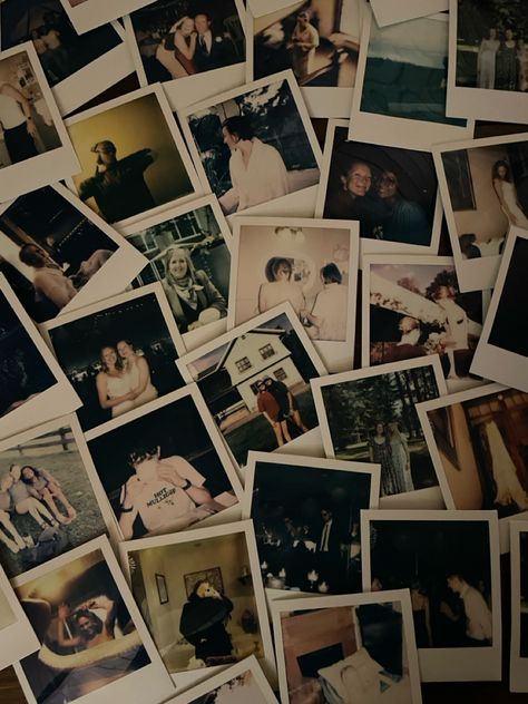 #polaroid #film #vintagevibes Vintage Polaroid Aesthetic, Friends Polaroid, 90s Polaroid, Polaroids Aesthetic, Polaroid Aesthetic, 80s Polaroid Pictures, 1980s Polaroid Pictures, Ldr Songs, Memories Aesthetic