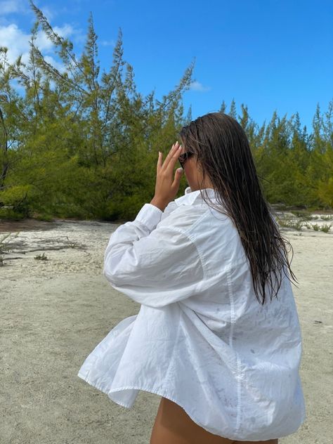 White Button Down Over Bathing Suit, White Shirt Cover Up Outfit, Button Up Cover Up, White Button Up Coverup, Bikinis With Oversized Shirts, Beach Oversized Shirt, Beach Cover Up Aesthetic, Cover Up Aesthetic, Outfit For The Mall