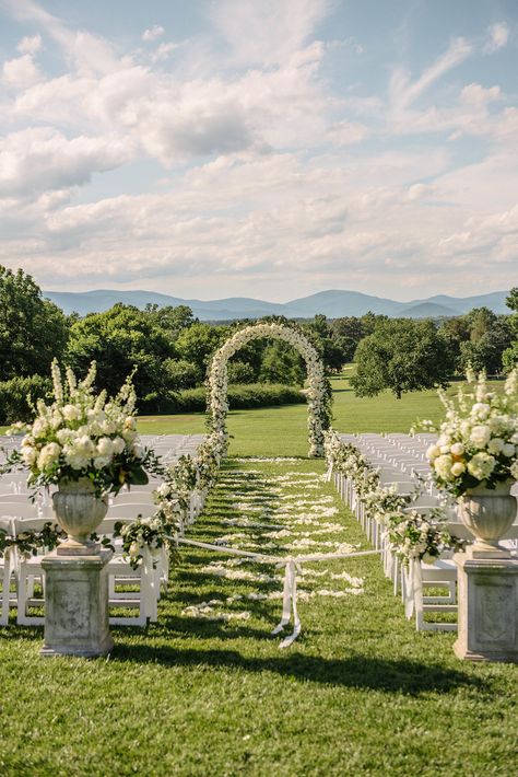 Wedding Field Decoration, Hawaii Ceremony Wedding, Wedding Ceremony Vision Board, Ceremony Outdoor Decor, Outside Field Wedding, Outdoor Wedding Floral Decorations, Outdoor Field Wedding Ceremony, Wedding Ceremony In Field, Country Club Wedding Ceremony