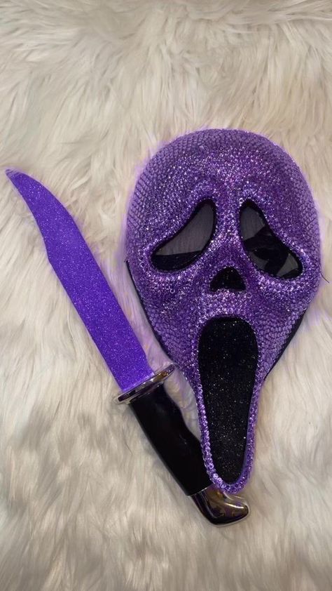 Badazled Ghost Face Mask, Bejeweled Ghostface Mask, Ghost Face Bedazzled, Scream Mask Bedazzled, Ghostface Mask With Gems, Bedazzled Ghostface Mask, Rhinestone Ghostface Mask, Rhinestone Ghostface, Badazzel Ideas