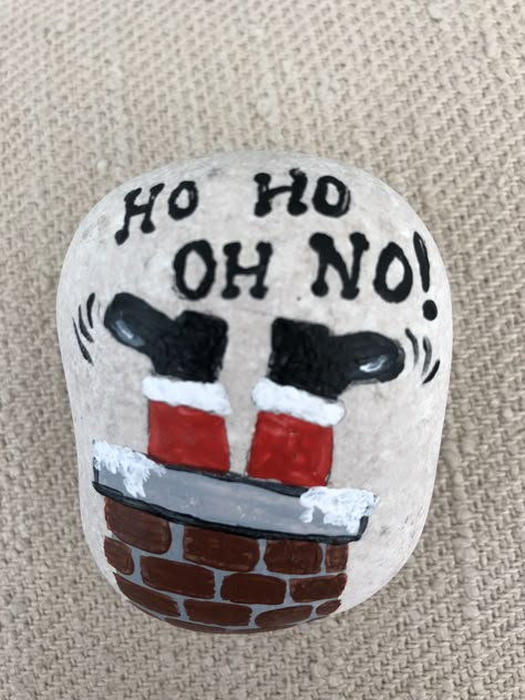 Christmas Rock Painting, Christmas Painted Rocks, Christmas Pebble Art, Christmas Rocks, Stone Art Painting, Painted Rocks Kids, Christmas Rock, Painted Rocks Craft, Happy Stones