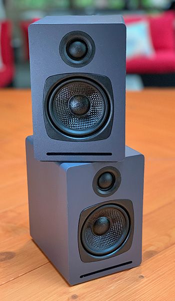 Sound Box Design, Box Bookshelf, Small Subwoofer, Bluetooth Speakers Diy, Bluetooth Speakers Design, Small Speaker, Box Speaker, Music Speaker, Big Speakers