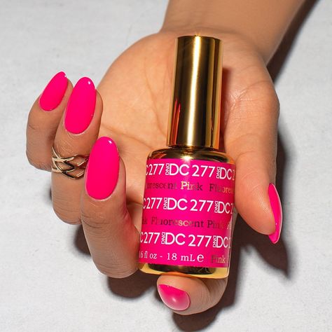 DND Gel on Instagram: “This shade lives up to its name: #FluorescentPink DC277 is a visible, radiant, neon hot pink that emits major summer vibes ☀️ #NeonFling…” Hot Pink Gel Nails, Neon Coral Nails, Dnd Gel Nail Polish, Dnd Nail Polish, Neon Nail Polish, Gel Nail Polish Colors, Dnd Gel Polish, Hot Pink Nails, Gel Nail Colors