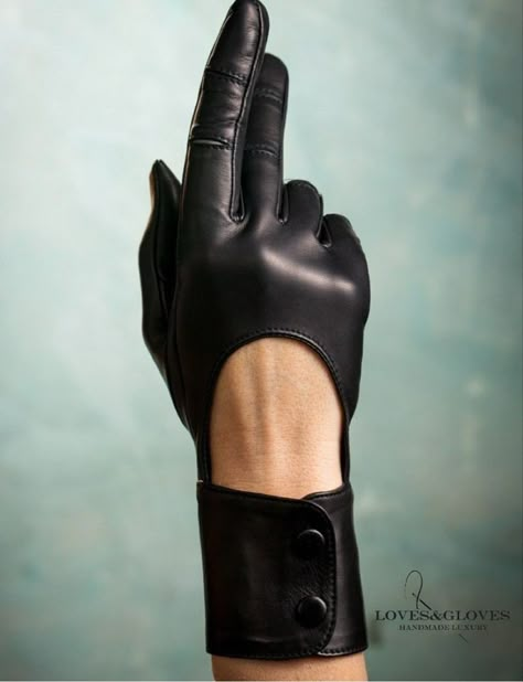 Steampunk Gloves, Black Lace Gloves, Mode Steampunk, Leather Gloves Women, Fashion Gloves, Gloves Fashion, Bridal Gloves, Black Leather Gloves, Lace Gloves