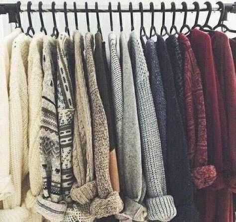 Cozy Winter Aesthetic, Hipster Sweater, Sneaker Shop, Cooler Style, Tokyo Street Fashion, Vintage Hipster, Hipster Grunge, Boho Sweater, Closet Goals