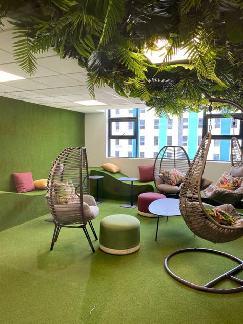 Office Design Trends, Innovative Office, Cool Office Space, Corporate Office Design, Green Office, Office Space Design, Office Lounge, Modern Office Design, Cool Office