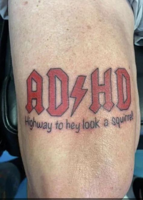 38 Funny Pics and Memes to Click Away Boredom - Funny Gallery Tattoo Memes, Funny Tattoos, Mötley Crüe, Tattoo Design Drawings, Creative Tattoos, Pretty Tattoos, Thigh Tattoo, A Tattoo, Shoulder Tattoo