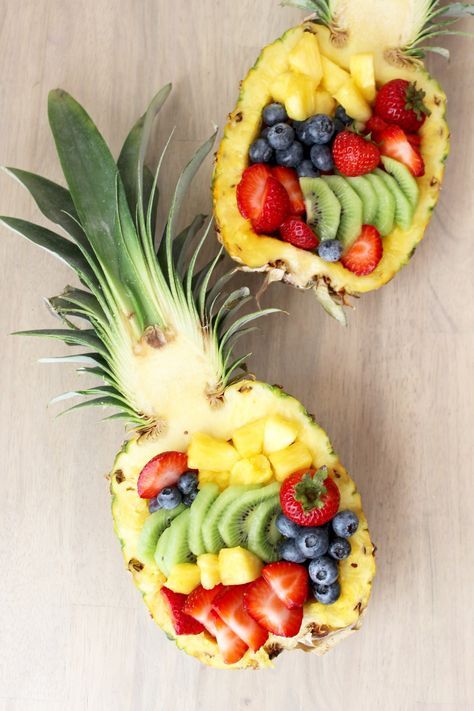 Fruit Bowl Ideas, Fruits And Vegetables Names, Cut A Pineapple, Fruit Slime, Edible Fruit Arrangements, High Fiber Fruits, Pineapple Bowl, Fruit Appetizers, Fruit Platter Designs