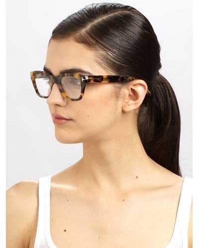 Stylish eyeglasses