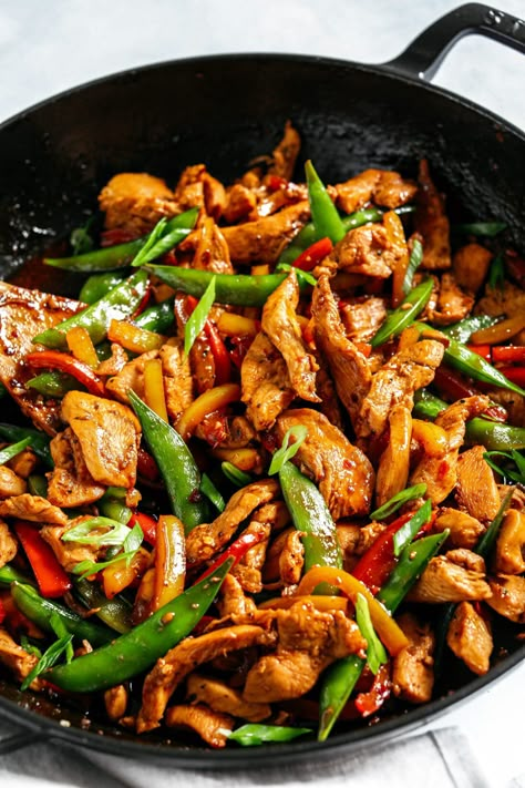 Firecracker Chicken Stir Fry - Eat Yourself Skinny Chicken Stir Fry Spicy, Spicy Chicken Stir Fry With Noodles, Clean Stir Fry Sauce, Chicken And Vegetable Stir Fry Recipes, Spicy Chicken Stir Fry Recipes, Curry Chicken Stir Fry, Sweet And Spicy Stir Fry, Chicken Thigh Stir Fry, Chicken Stir Fry With Vegetables