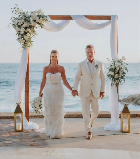 Waterfront Wedding Ceremony Arch, Beach Wedding Arch White Flowers, Marina Wedding Ceremony, Beach Gazebo Wedding Decorations, Wedding Beach Arch, Wedding Arch Ideas Beach, Beach Alter Ideas, Beach Ceremony Aisle, Beach Arbor Wedding