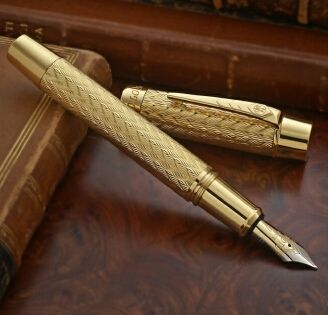 The Onoto Magna in 18ct Gold vermeil Elephant Hair, Fountain Pen Ink Bottles, Classic Fountain, Best Fountain Pen, Pen Journal, William Penn, Unique Pens, Fine Writing Instruments, Luxury Pens