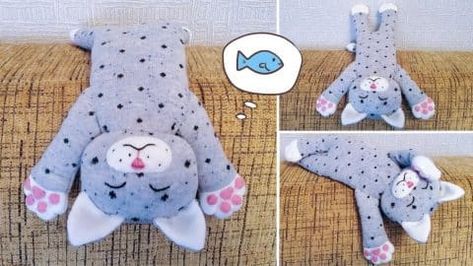 DIY Cute Sleeping Kitten Made From Socks | DIY Joy Projects and Crafts Ideas Sock Kitten, Diy Sock Toys, Sock Animals Patterns, Plushies Diy, Puppets Diy, Sock Doll, Sock Dolls, Moth Art, Sock Toys