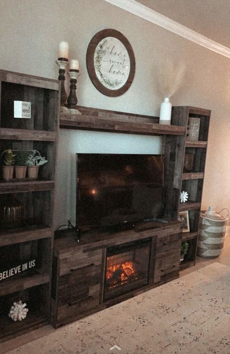 Rustic Entertainment Center Decor, Wood Wall Tv Ideas, Diy Farmhouse Entertainment Center, Rustic Den Room Ideas, Remolding House Ideas, Rustic Entertainment Center Diy, Farmhouse Entertainment Center With Fireplace, Western Entertainment Center Decor, Rustic Farmhouse Entertainment Center