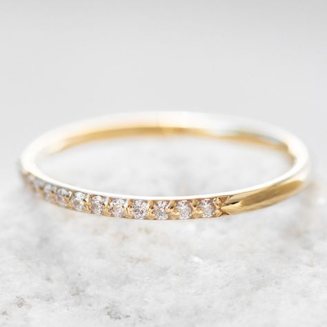 Small Diamond Wedding Band, Plain Wedding Bands For Women, Eternity Wedding Bands, Family Ring, Wedding Band Diamond, Ring Cuts, Gold Promise Ring, Band Necklace, Ring Bands