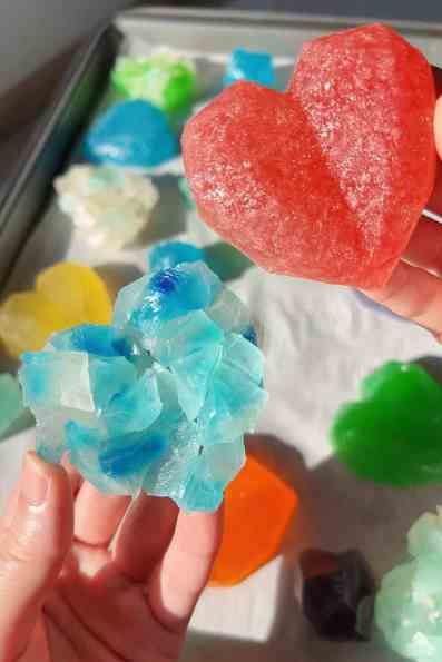 Hi Chew Recipe, Crunchy Jelly Candy, Crystal Candies Recipe, Vietnamese Crystal Candy, Crystal Jelly Candy, Jelly Crystals Recipes, Silky Gem Candy Recipe, How To Make Candy Crystals, Non Edible Things That Look Tasty