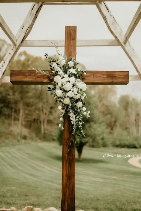 Cross At End Of Aisle, Country Wedding Aisle Decorations, Wedding Wooden Cross, Cross Floral Wedding, Wood Cross Wedding Ceremony, Indoor Wedding Alter Ideas, Cross Arch Wedding, Alter Cross For Wedding, Cross At Wedding Ceremony