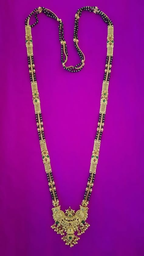 Nalapusalu Designs Gold Long Latest, Nalla Pusalu Designs Latest Long, Nallapusalu Designs Gold Long, Nallapusalu Designs Gold, Nalla Pusalu, Pretty Gold Necklaces, Black Gold Necklace, Gold Earrings For Kids, Mangalsutra Chain