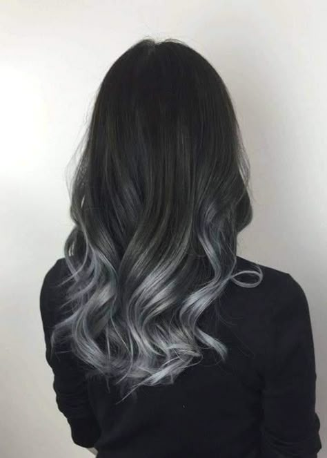 Grey Ombre Hair, Gray Balayage, Blonde Balayage Highlights, Black Hair With Highlights, Silver Hair Color, Silver Grey Hair, Lily Aldridge, Ombre Hair Color, Hair Color Balayage