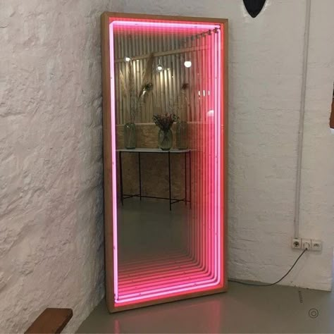 Mirror Tunnel, Neon Bathroom, Mirror Infinity, 3d Mirror Wall, Girl Apartment Decor, Mirror Wall Hanging, Retail Space Design, Colored Mirror, Neon Rose