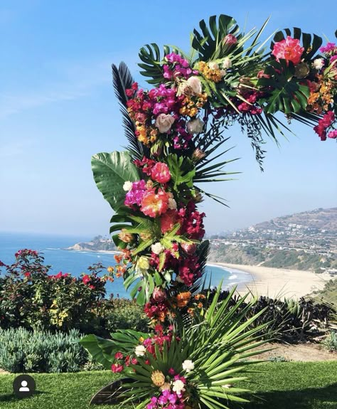 Tropical Floral Design, Hawain Party, Tropical Centerpieces, Tropical Wedding Theme, Tropical Wedding Decor, Tropical Flower Arrangements, Tropical Wedding Inspiration, How Lucky I Am, Floral Arch Wedding