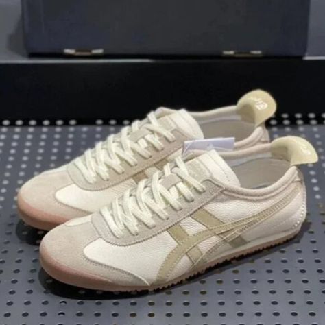 Onitsuka Tiger Mexico 66 women’s Sneakers Onitsuka Tiger Women, Sneakers Box, Onitsuka Tiger Mexico 66, Tiger Mexico 66, Mexico 66, Asics Shoes, Onitsuka Tiger, Women Shoes, Brand New